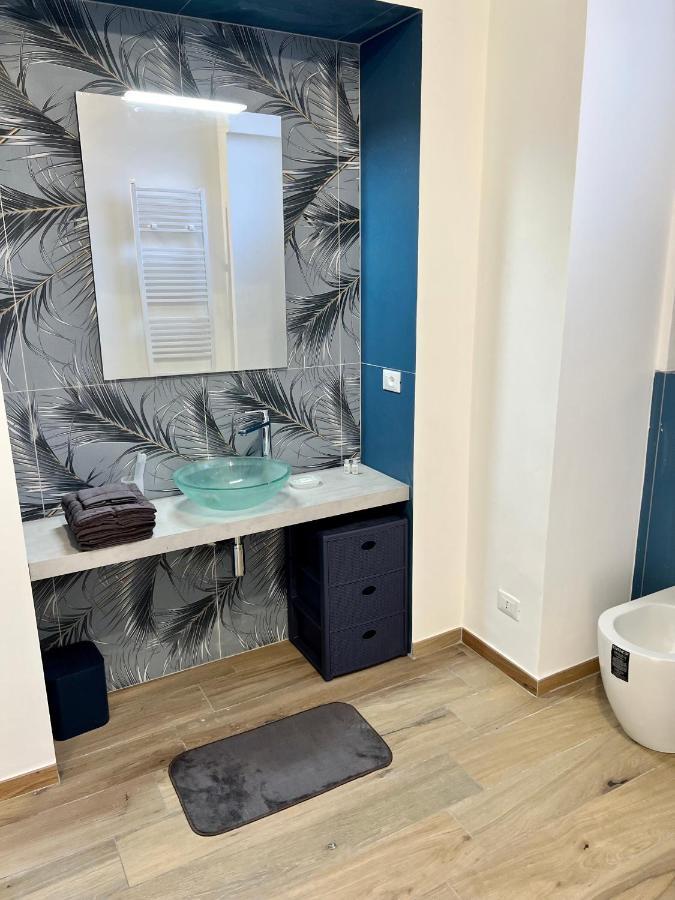 Casa Giulio - A Due Passi Dal Centro Appartement Turijn Buitenkant foto