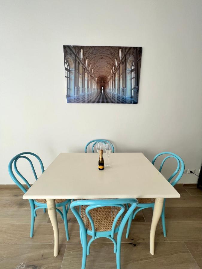 Casa Giulio - A Due Passi Dal Centro Appartement Turijn Buitenkant foto